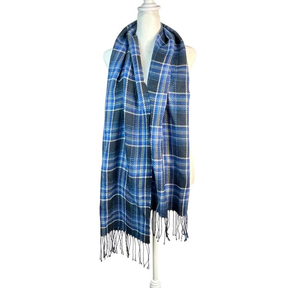 Lands’ End Blue Plaid Fringe Scarf – Soft Winter Wrap – Classic Tartan - Picture 3 of 7